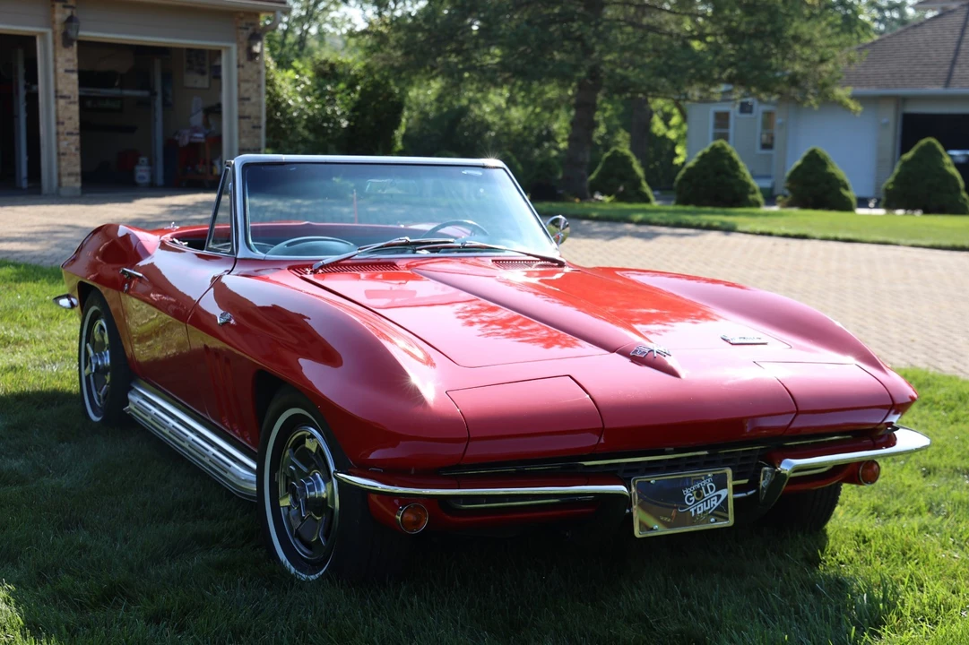 1966 Chevrolet Corvette C2 - Image 2 of 31