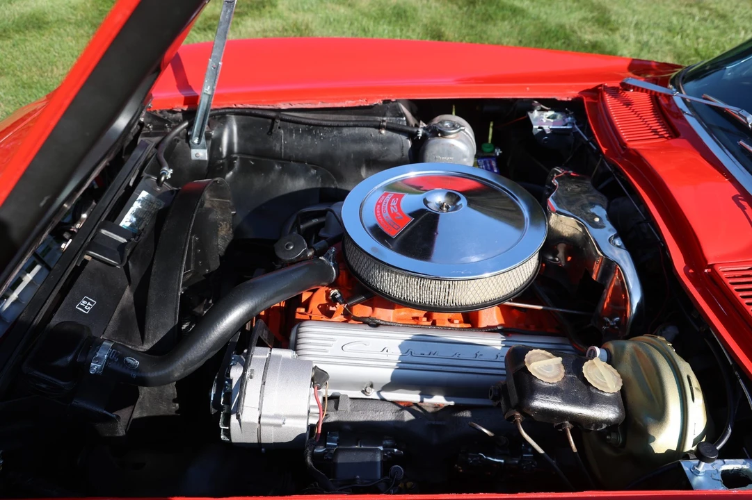 1966 Chevrolet Corvette C2 - Image 9 of 31