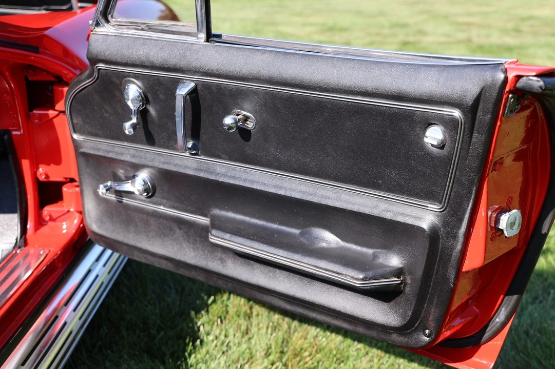 1966 Chevrolet Corvette C2 - Image 19 of 31