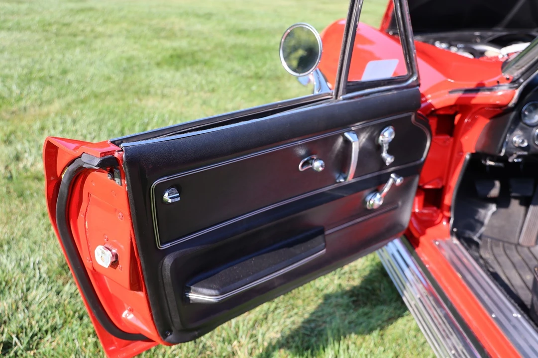 1966 Chevrolet Corvette C2 - Image 18 of 31