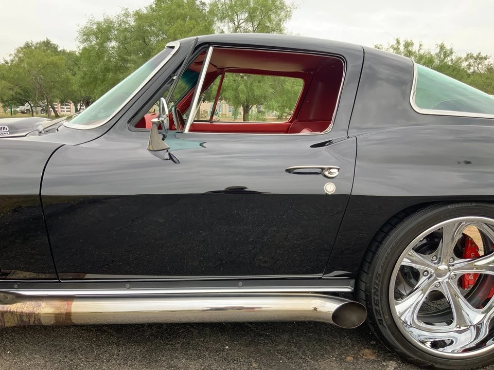 1966 Chevrolet Corvette C2 - Image 17 of 31