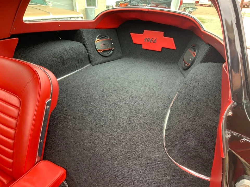 1966 Chevrolet Corvette C2 - Image 30 of 31