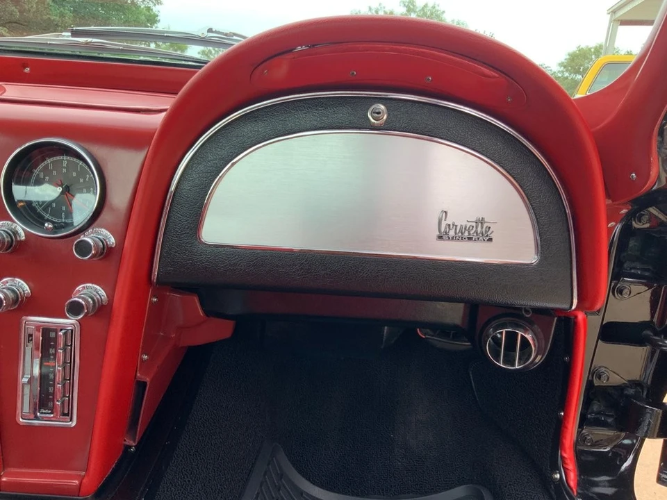 1966 Chevrolet Corvette C2 - Image 24 of 31