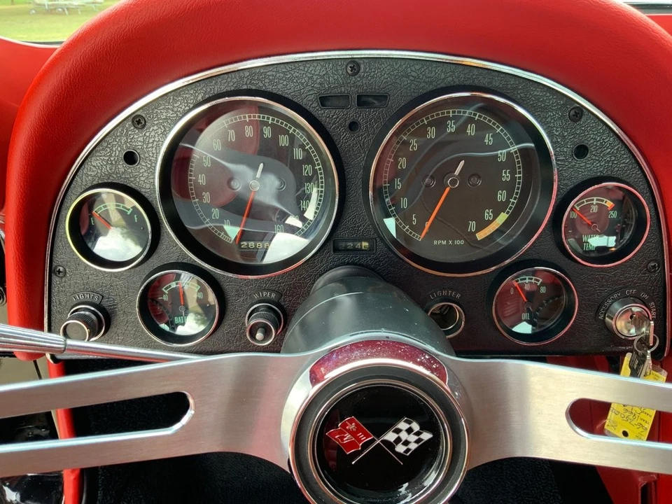 1966 Chevrolet Corvette C2 - Image 22 of 31