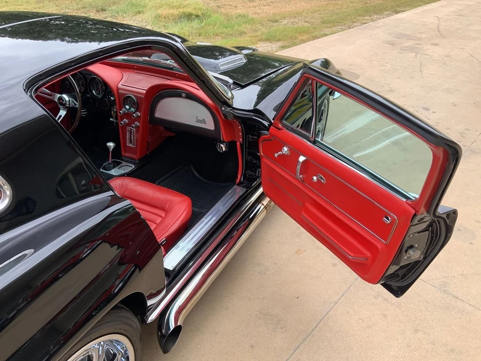 1966 Chevrolet Corvette C2 - Image 27 of 31