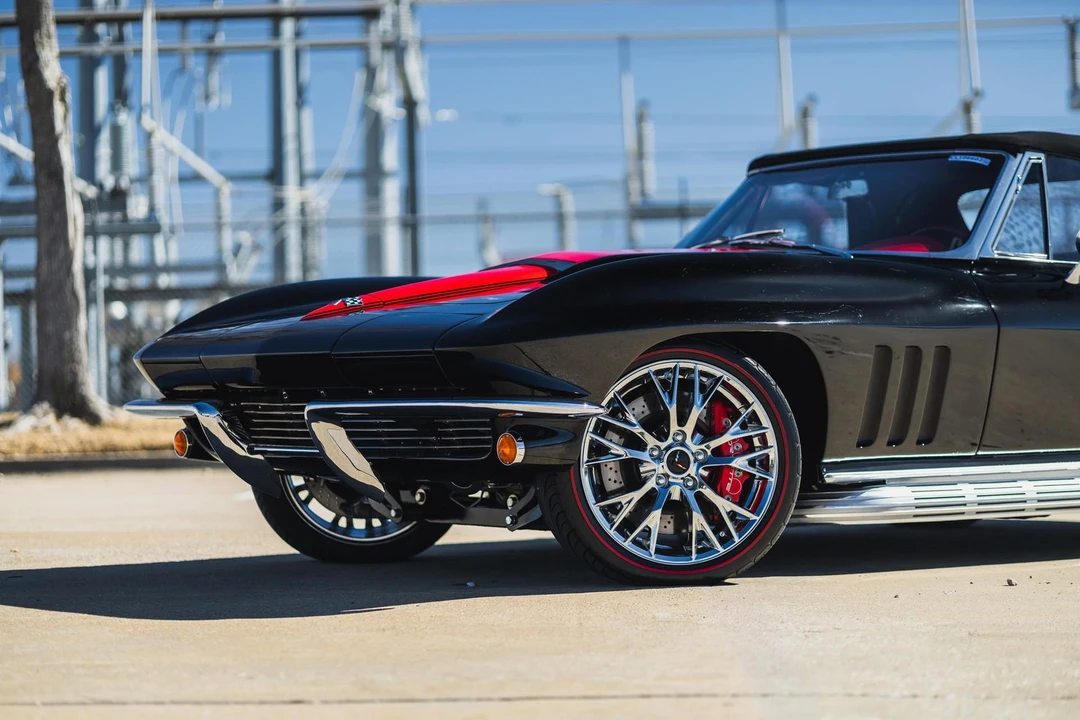 1966 Chevrolet Corvette C2 - Image 4 of 12