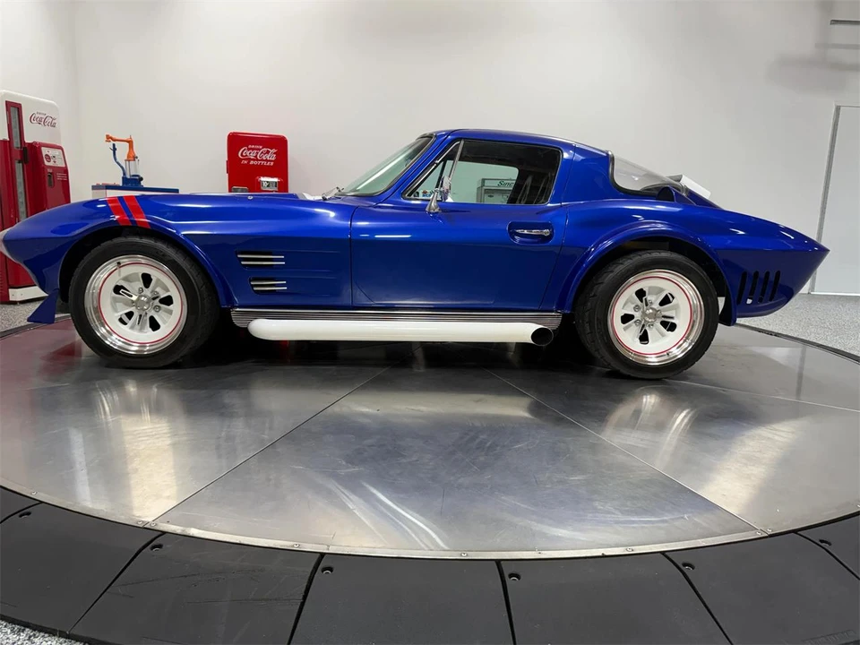 1966 Chevrolet Corvette C2 - Image 12 of 31
