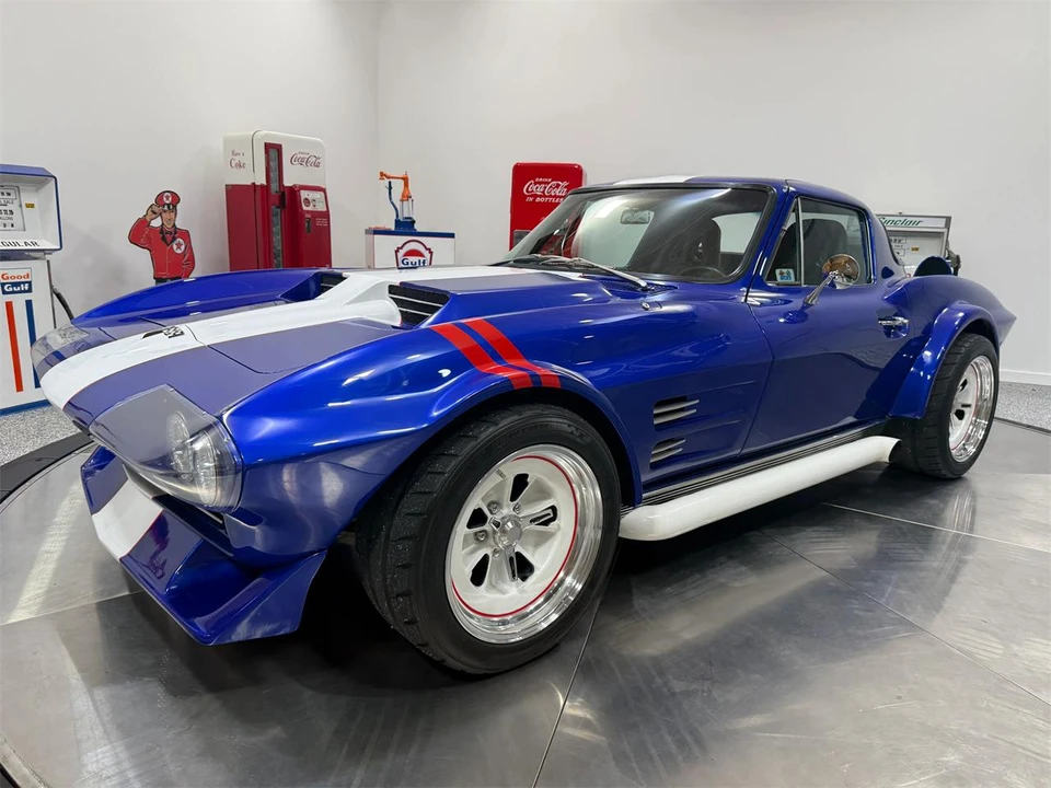 1966 Chevrolet Corvette C2 - Image 7 of 31