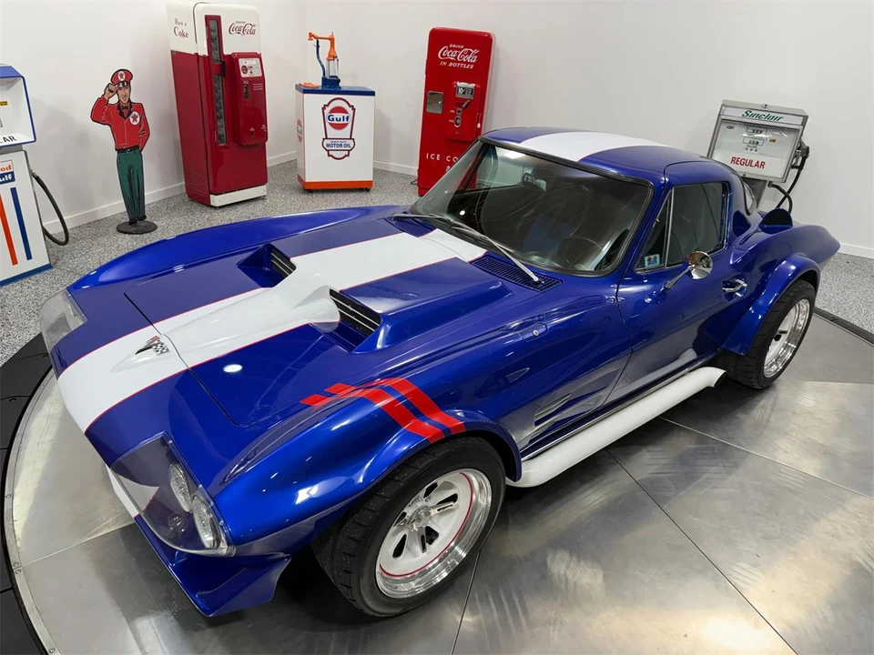 1966 Chevrolet Corvette C2 - Image 8 of 31