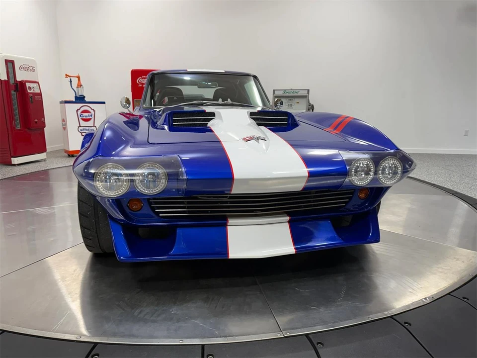 1966 Chevrolet Corvette C2 - Image 3 of 31