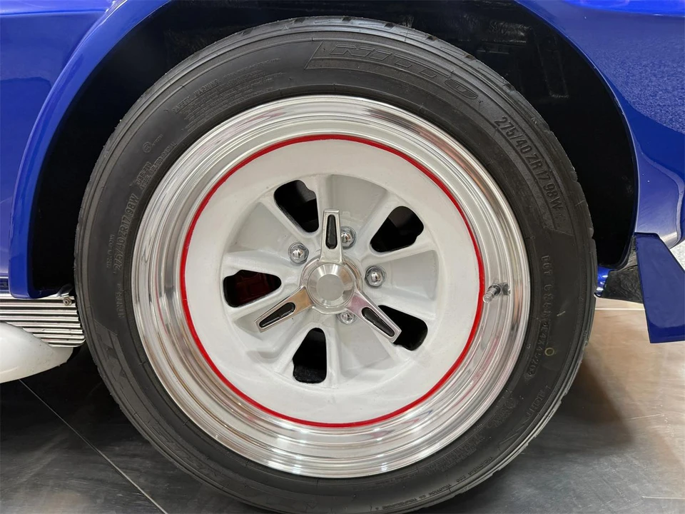1966 Chevrolet Corvette C2 - Image 28 of 31