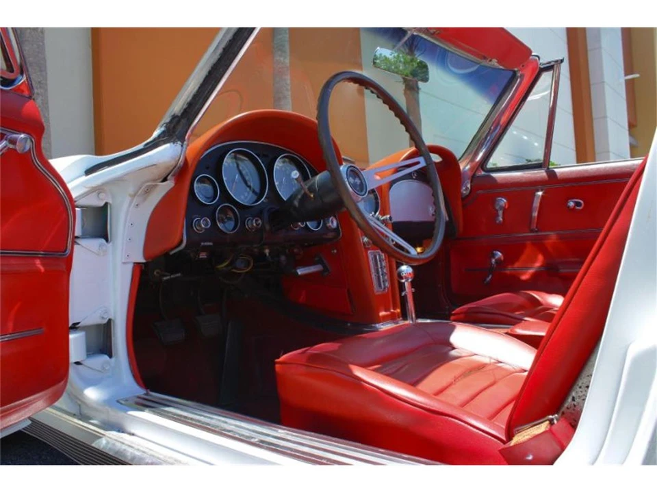 1966 Chevrolet Corvette C2 - Image 7 of 16