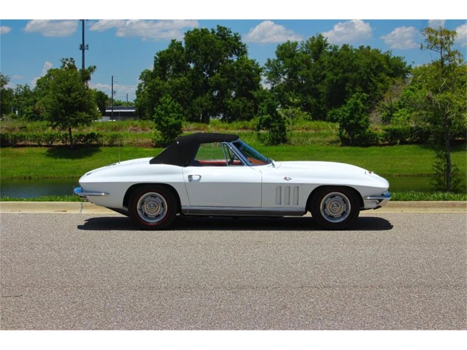 1966 Chevrolet Corvette C2 - Image 14 of 16
