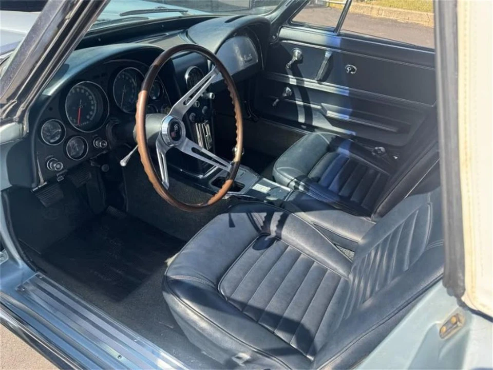 1966 Chevrolet Corvette C2 - Image 12 of 20