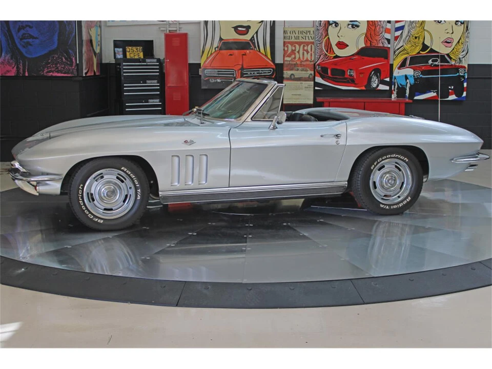 1966 Chevrolet Corvette C2 427 - Image 9 of 31
