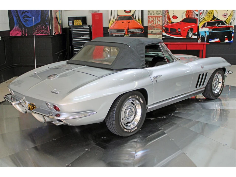 1966 Chevrolet Corvette C2 427 - Image 13 of 31