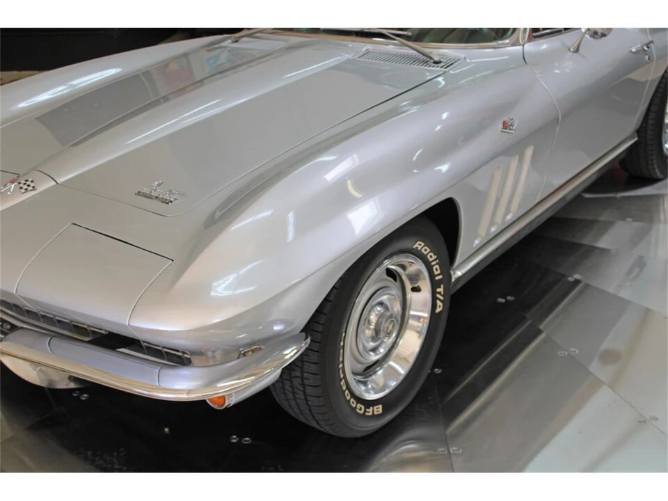 1966 Chevrolet Corvette C2 427 - Image 19 of 31