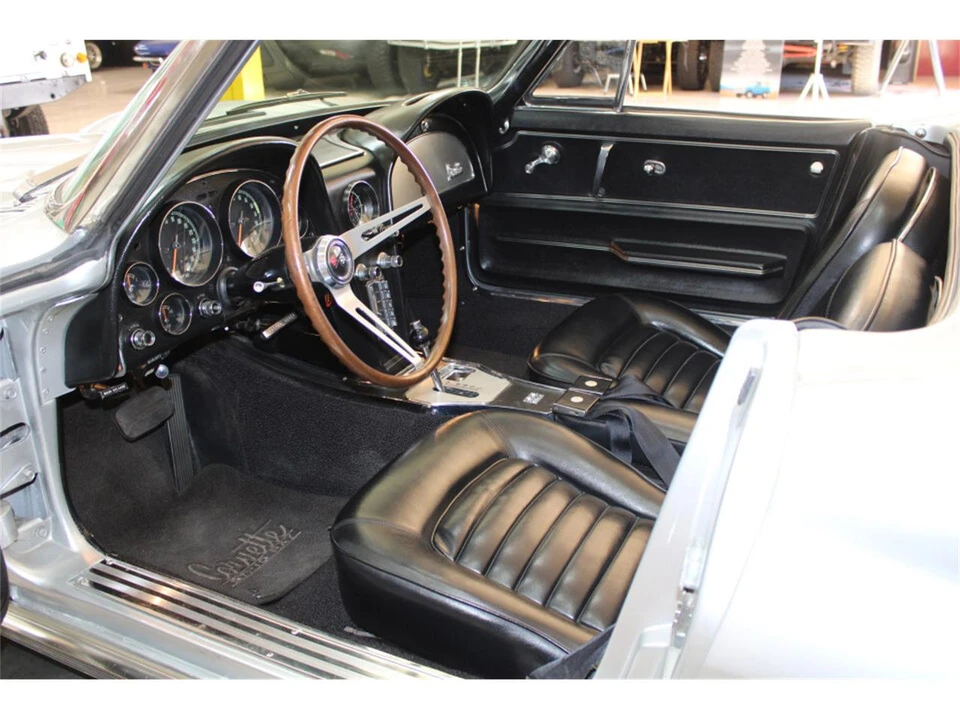 1966 Chevrolet Corvette C2 427 - Image 25 of 31