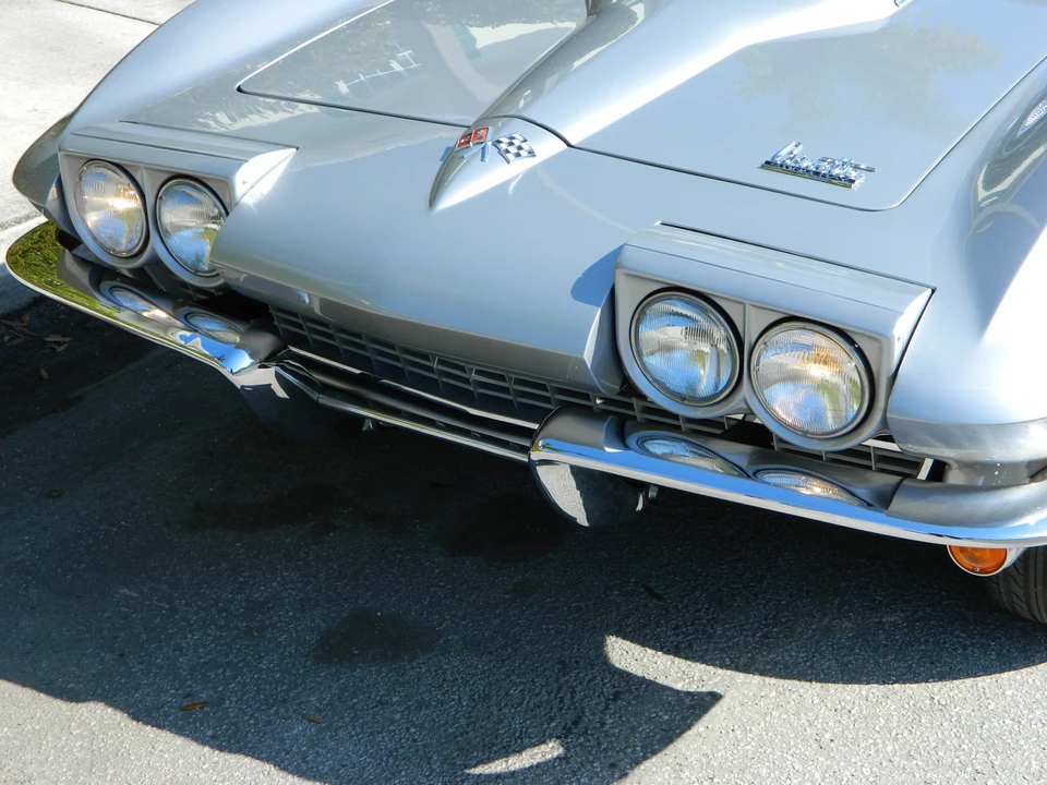 1966 Chevrolet Corvette C2 - Image 23 of 31