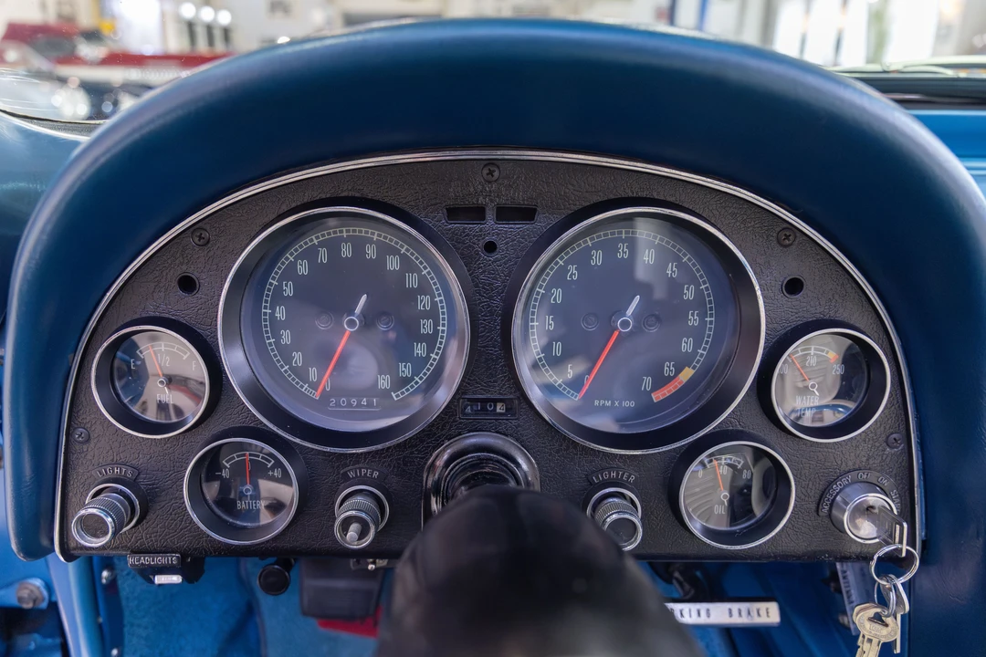 1966 Chevrolet Corvette C2 427 - Image 18 of 30