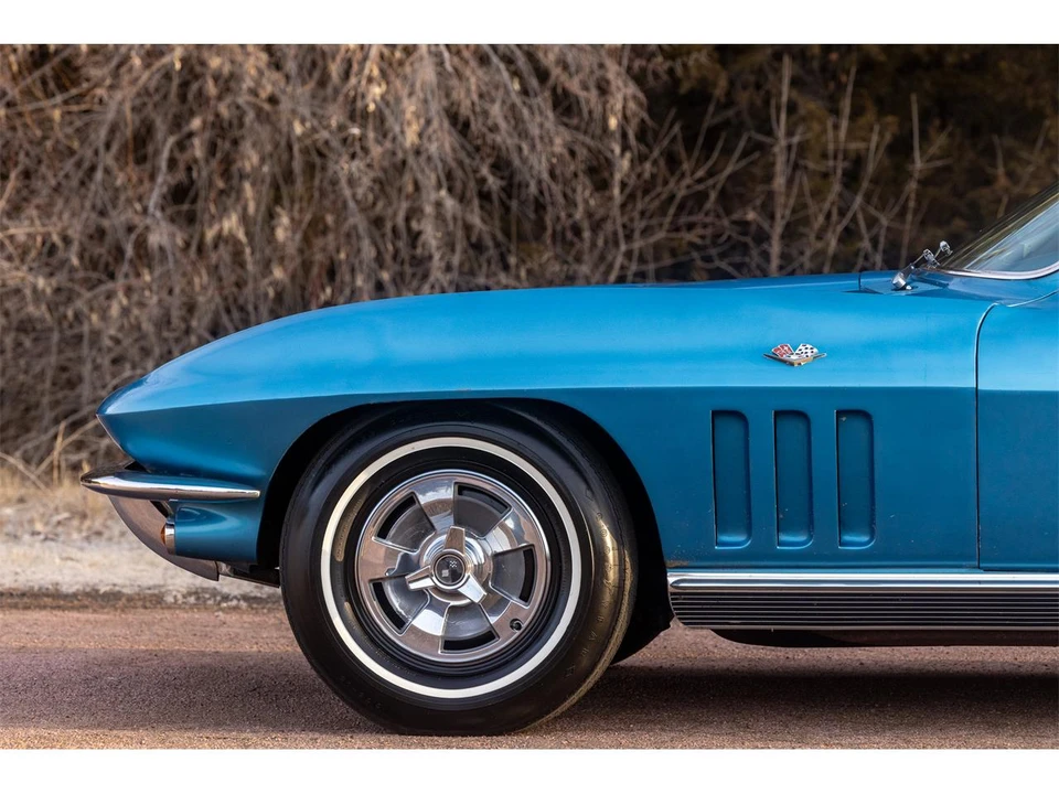 1966 Chevrolet Corvette C2 - Image 4 of 31