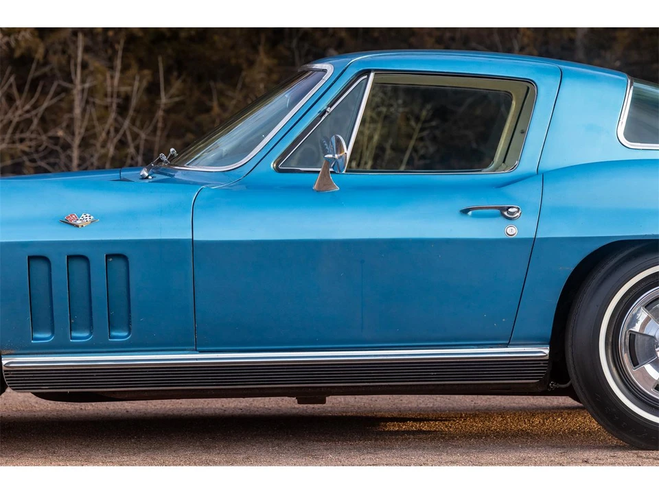 1966 Chevrolet Corvette C2 - Image 5 of 31