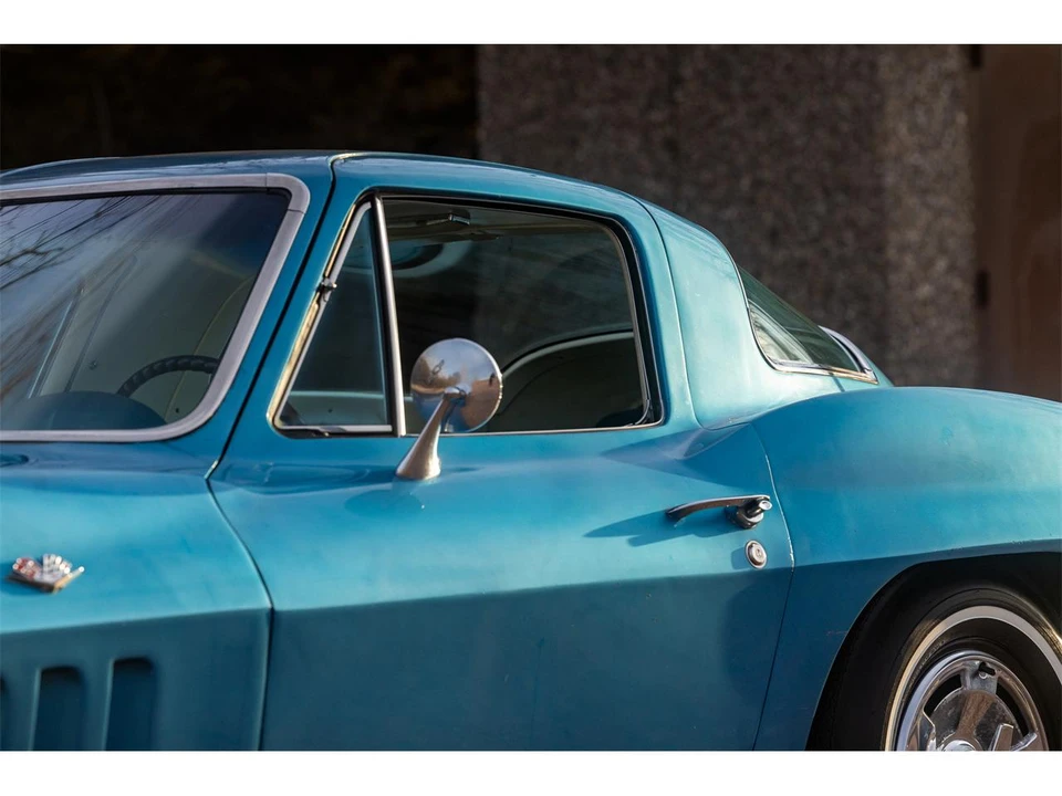 1966 Chevrolet Corvette C2 - Image 14 of 31