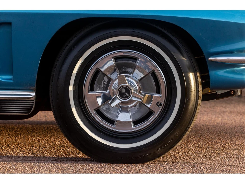 1966 Chevrolet Corvette C2 - Image 18 of 31