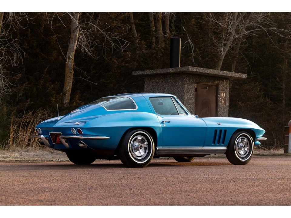 1966 Chevrolet Corvette C2 - Image 27 of 31