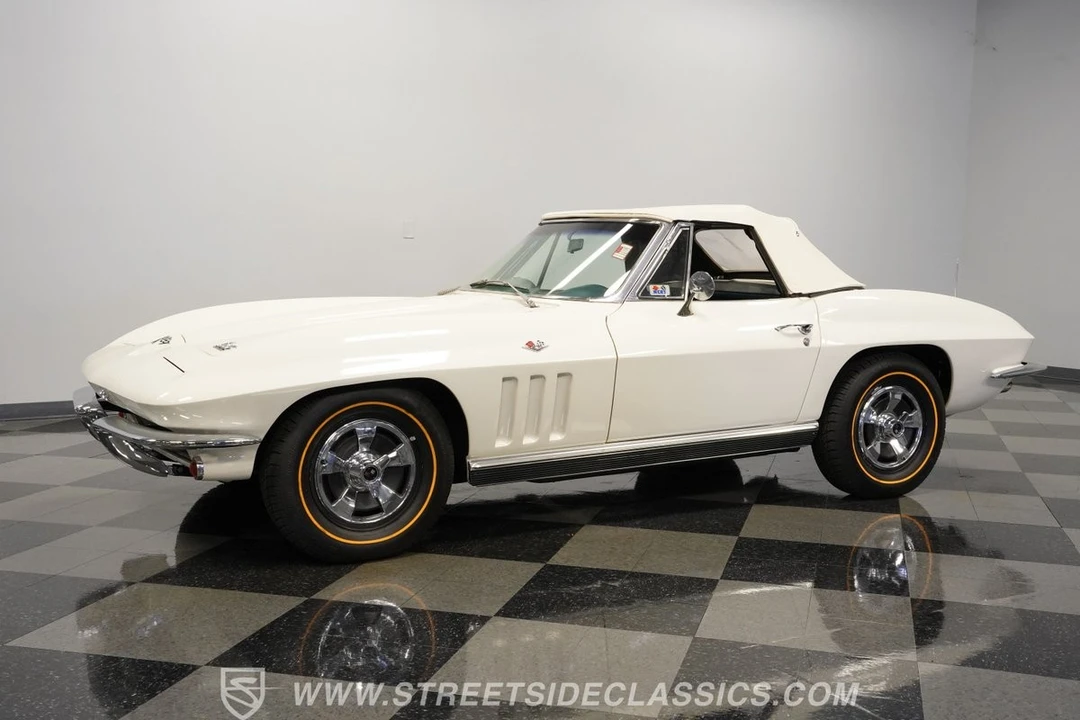 1966 Chevrolet Corvette C2 - Image 8 of 12