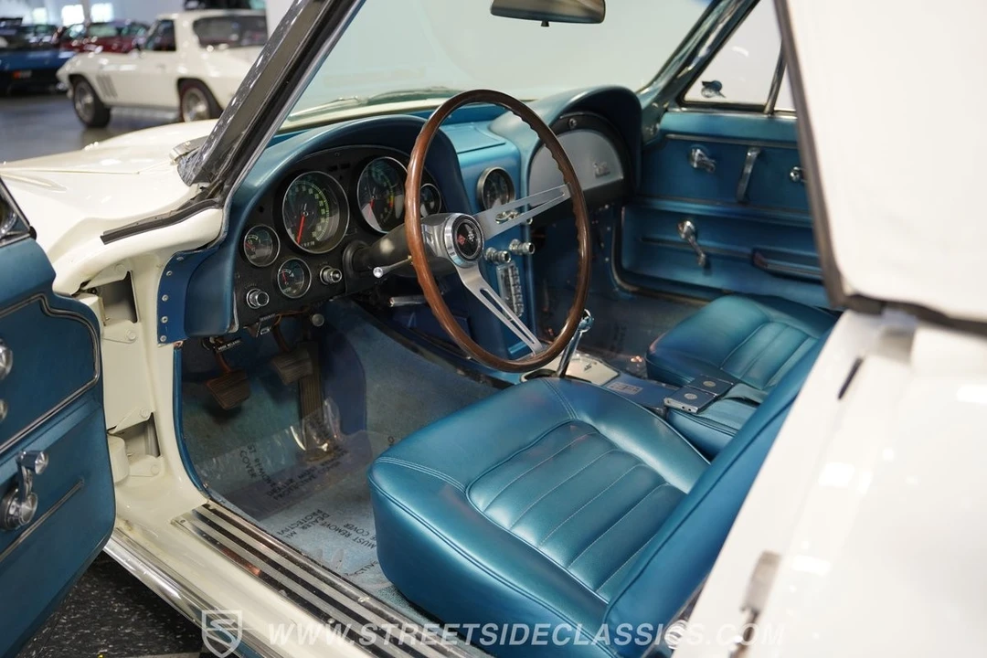 1966 Chevrolet Corvette C2 - Image 5 of 12