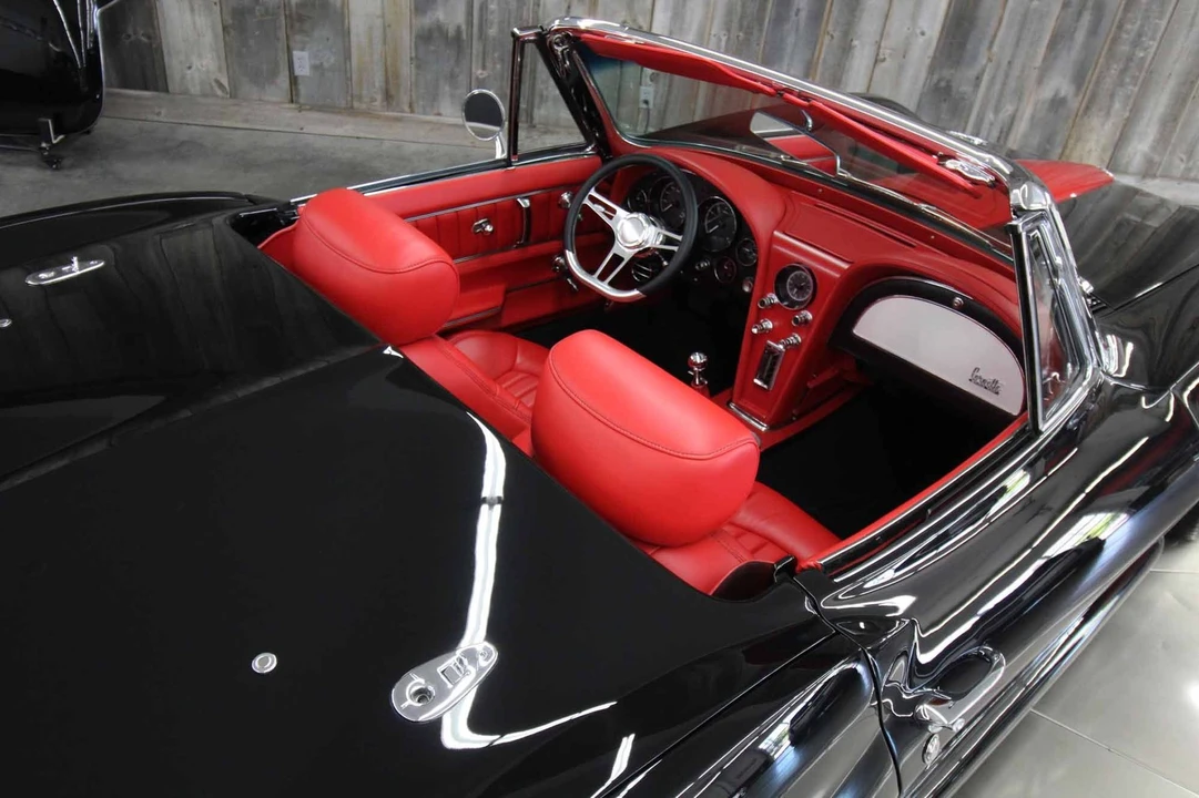 1966 Chevrolet Corvette C2 - Image 18 of 31