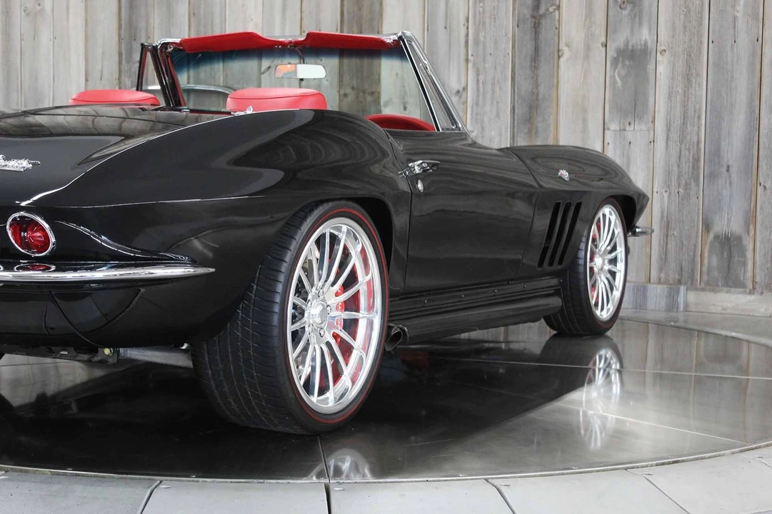 1966 Chevrolet Corvette C2 - Image 12 of 31