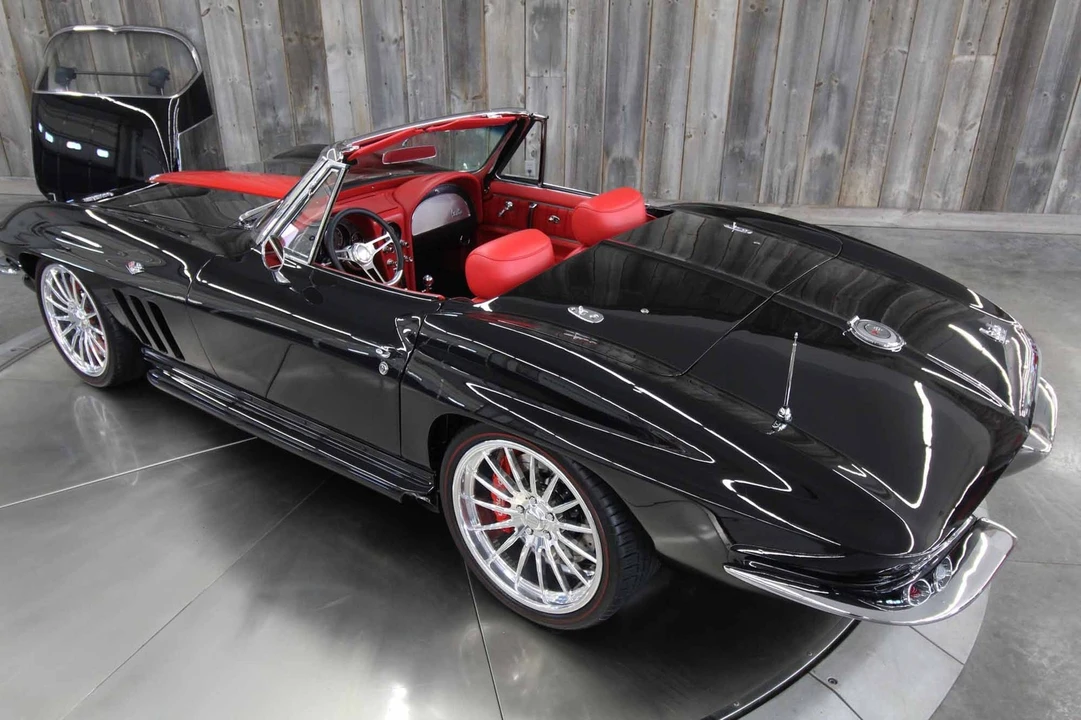 1966 Chevrolet Corvette C2 - Image 19 of 31