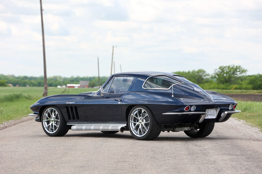 1966 Chevrolet Corvette C2 - Image 4 of 31