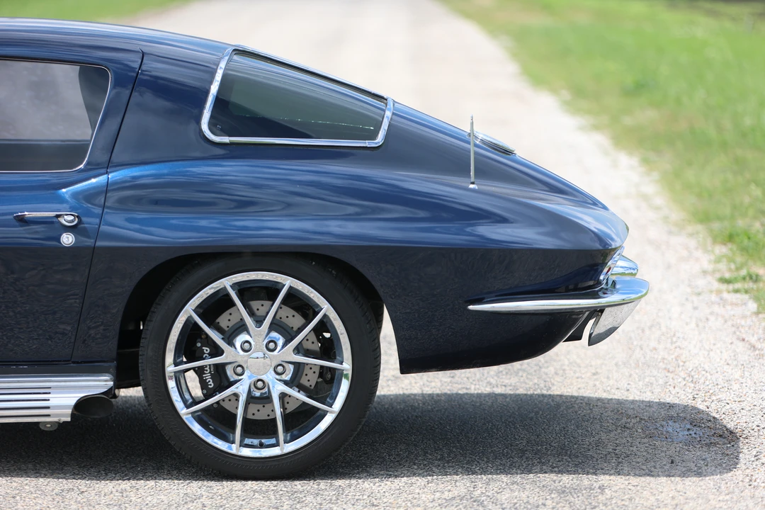 1966 Chevrolet Corvette C2 - Image 10 of 31