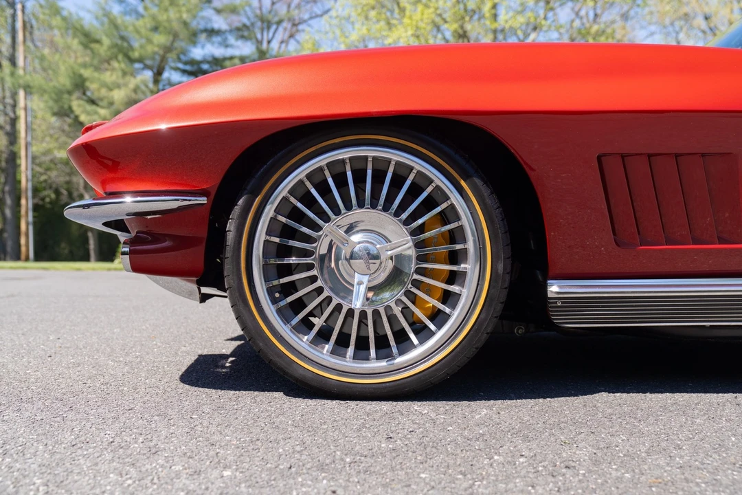 1966 Chevrolet Corvette C2 - Image 15 of 31