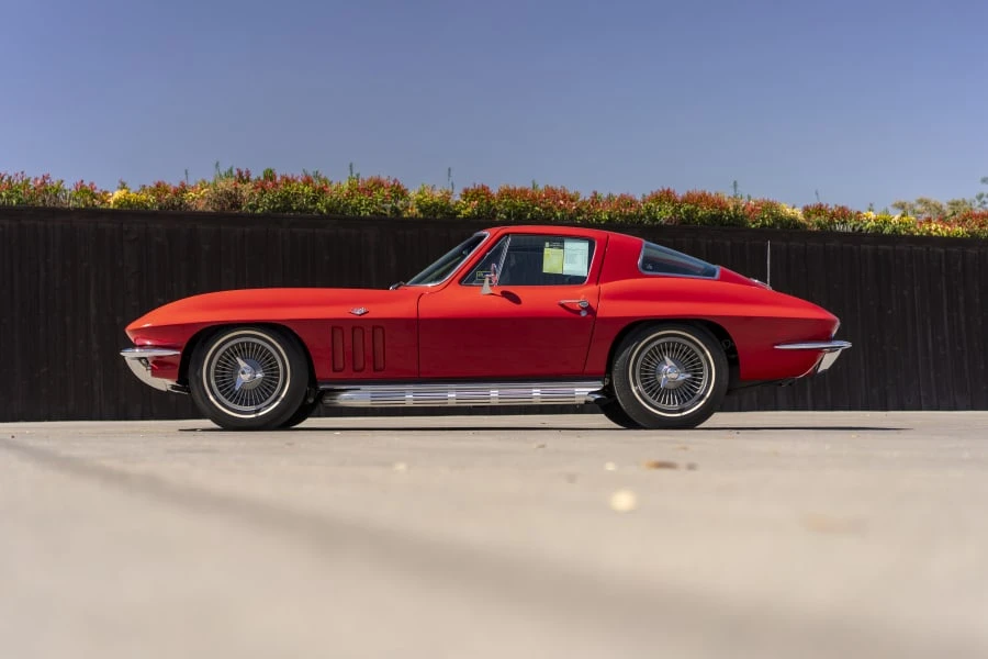 1966 Chevrolet Corvette C2 - Image 2 of 31