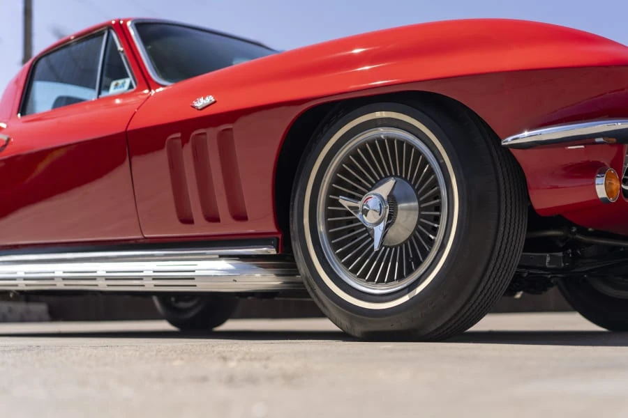 1966 Chevrolet Corvette C2 - Image 23 of 31