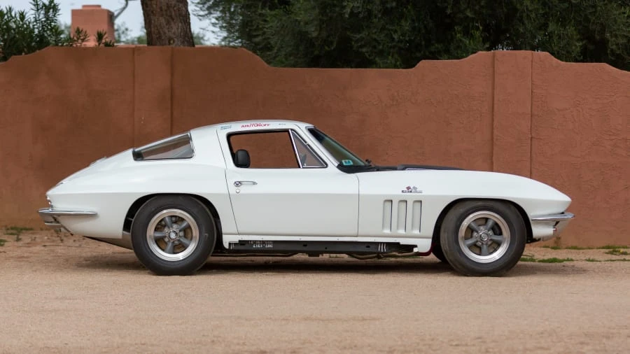 1966 Chevrolet Corvette C2 - Image 2 of 12