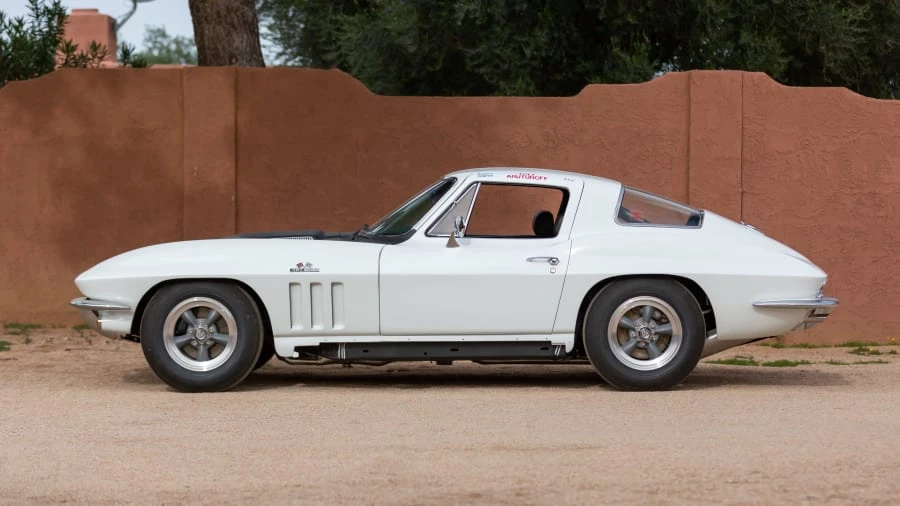 1966 Chevrolet Corvette C2 - Image 8 of 12