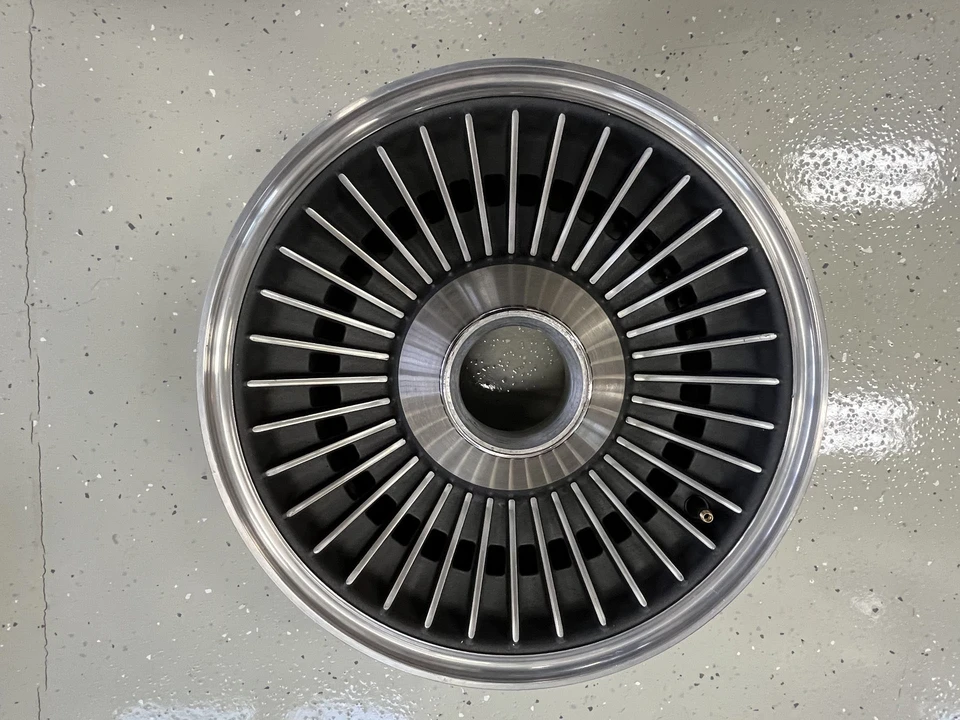 1967 Chevrolet Corvette C2 - Image 2 of 17