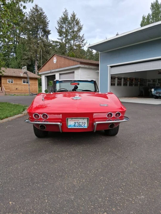 1966 Chevrolet Corvette C2 - Image 9 of 17