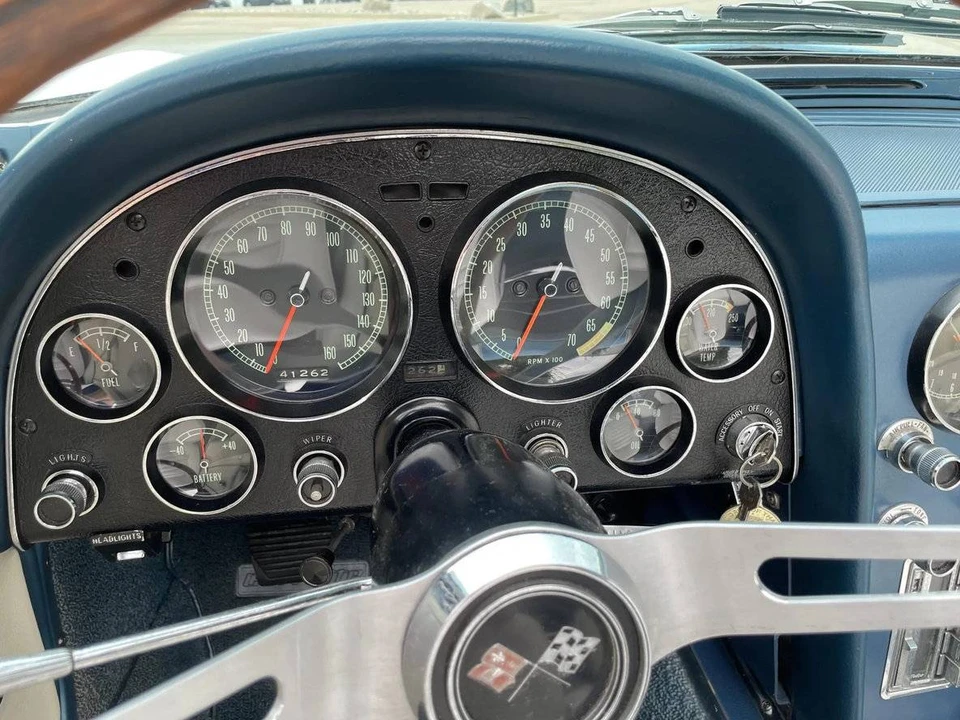 1966 Chevrolet Corvette C2 - Image 10 of 10