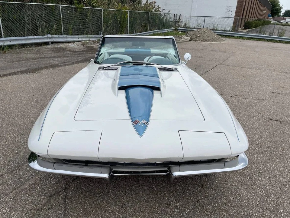 1966 Chevrolet Corvette C2 - Image 2 of 10