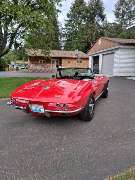 1966 Chevrolet Corvette C2 - Image 10 of 17