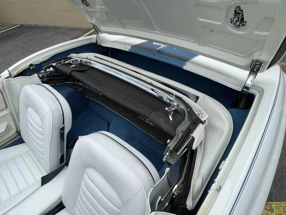 1966 Chevrolet Corvette C2 - Image 7 of 10