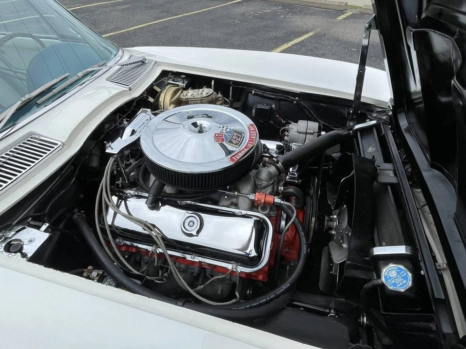 1966 Chevrolet Corvette C2 - Image 5 of 10