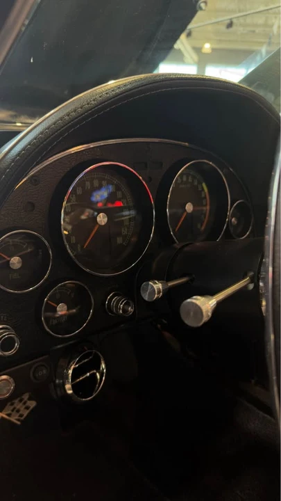1966 Chevrolet Corvette C2 - Image 12 of 17