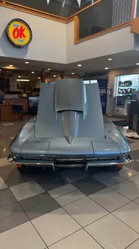 1966 Chevrolet Corvette C2 - Image 2 of 17
